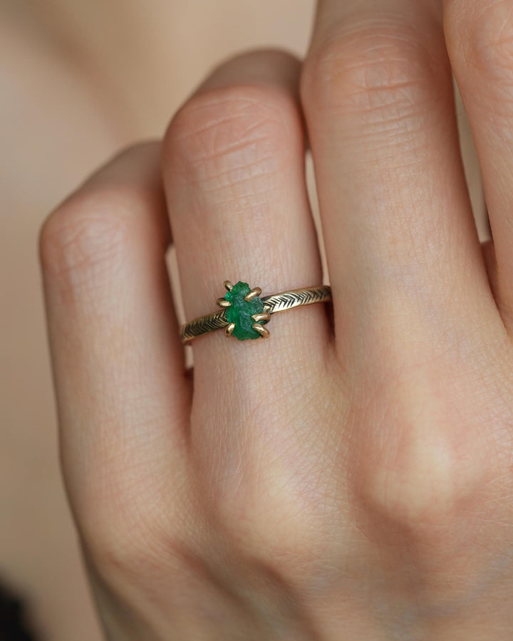 Raw Emerald Crystal Ring