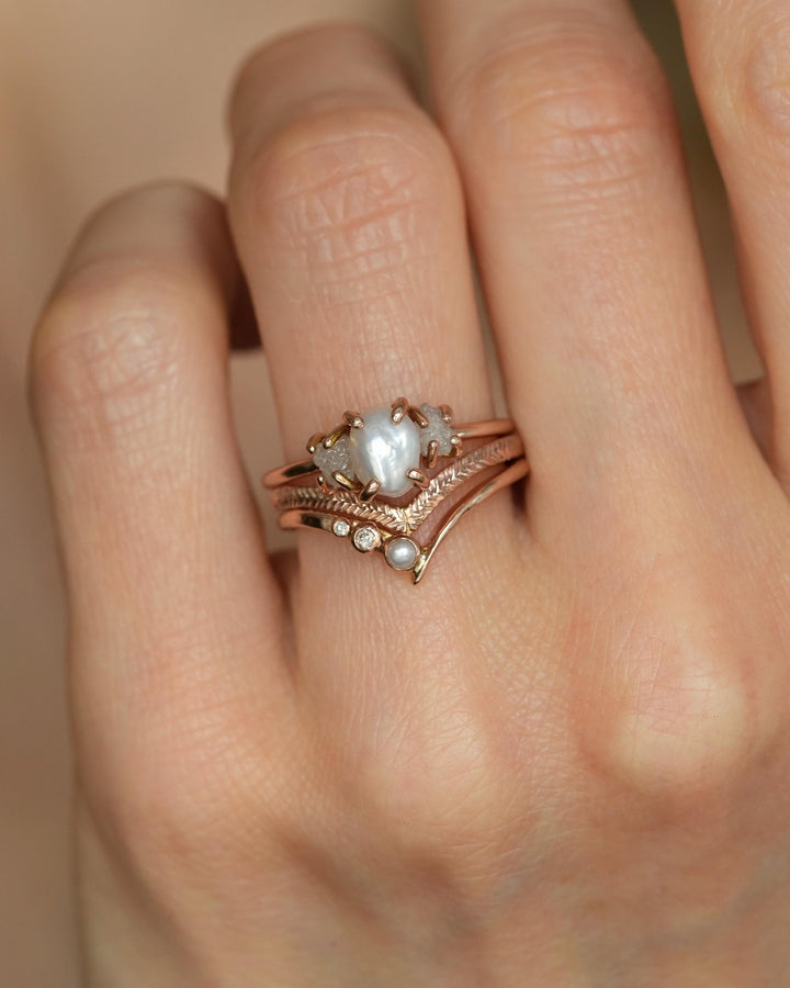 Asymmetrical Dainty Pearl Wave Ring