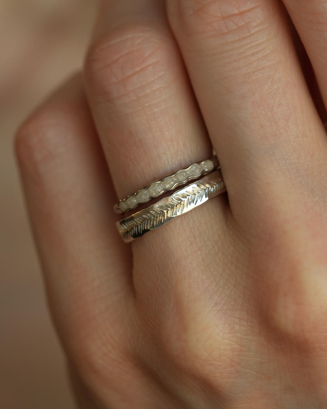 5mm Silver Feather Textured Band