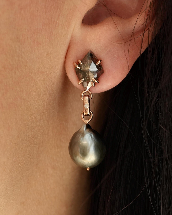 Black Pearl Earrings