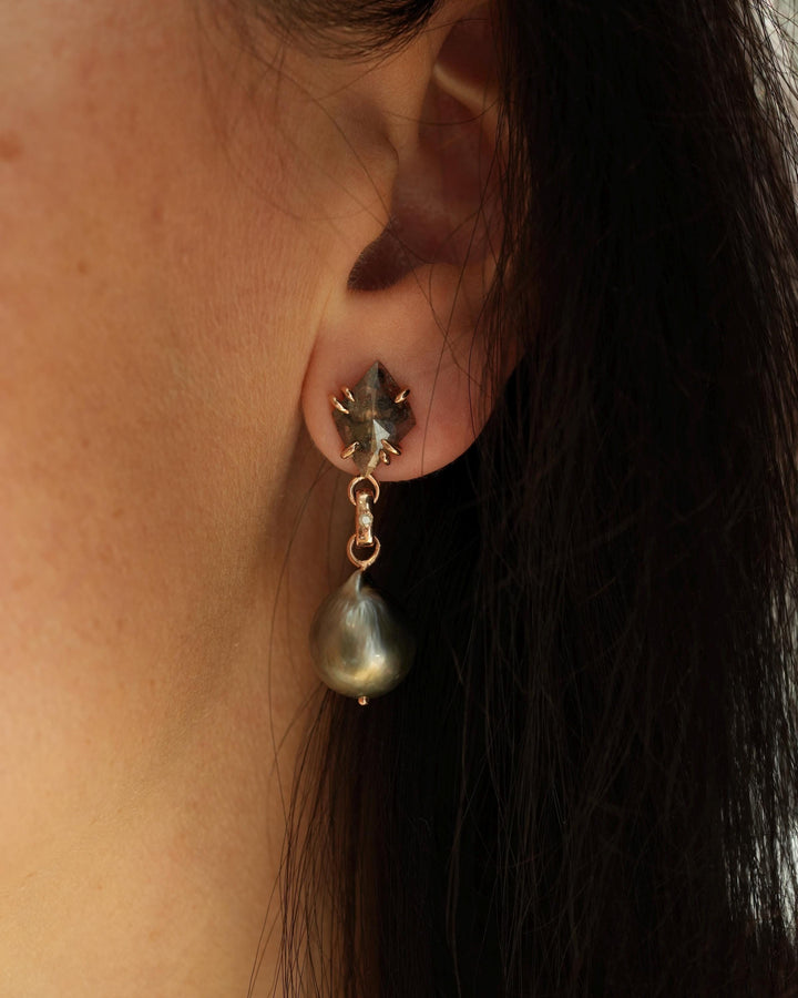 Black Pearl Earrings