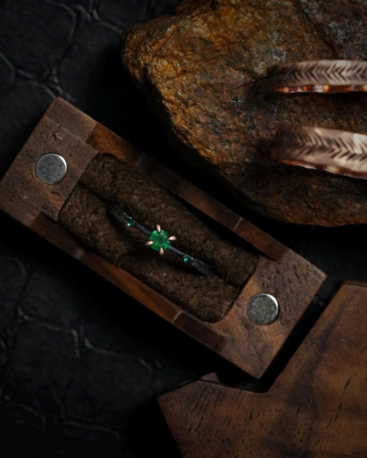 Black Silver Round Emerald Ring