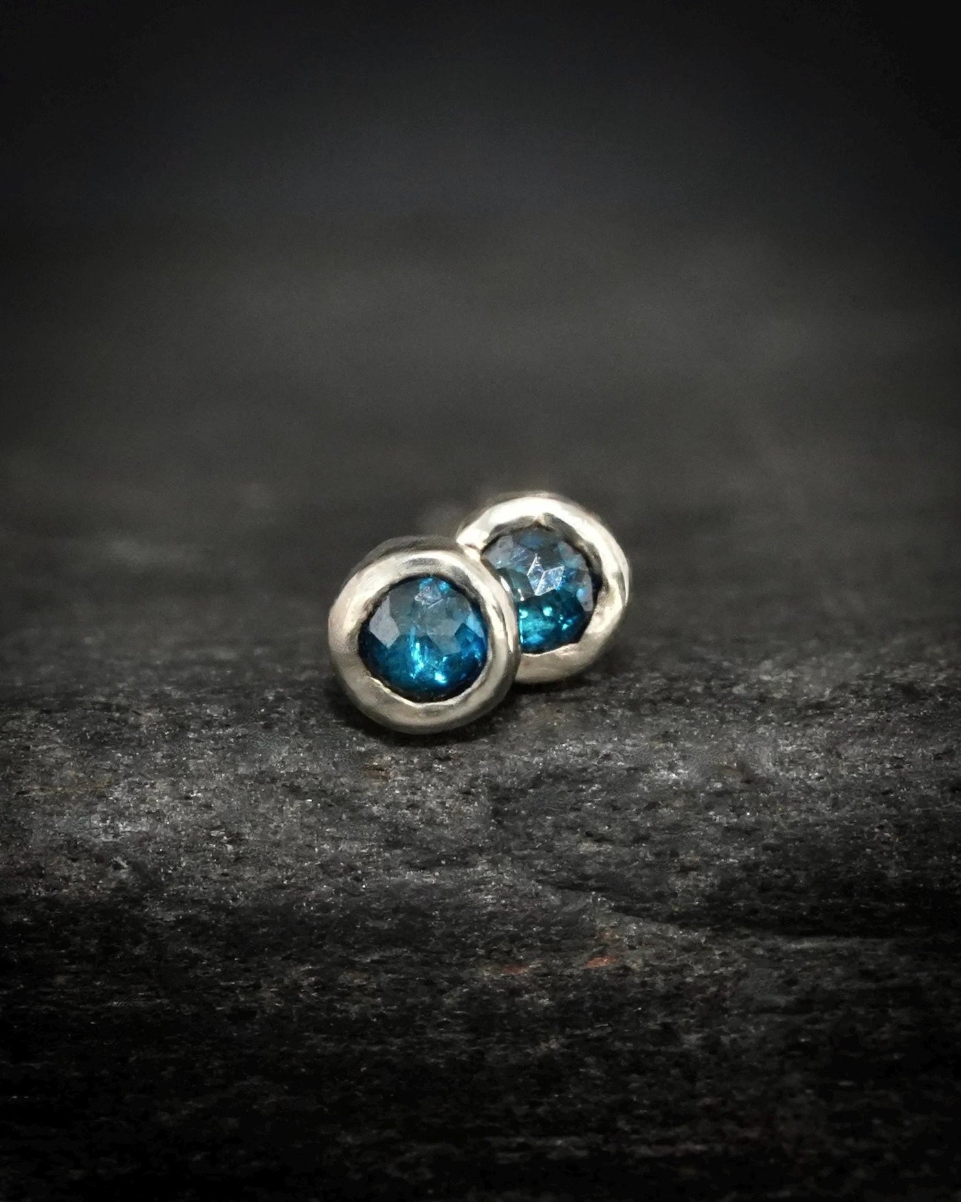 White Gold Round Blue Diamond Studs