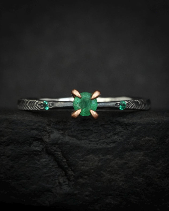 Black Silver Round Emerald Ring