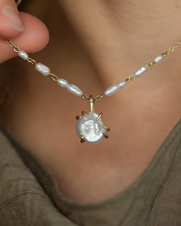White Pearl Necklace