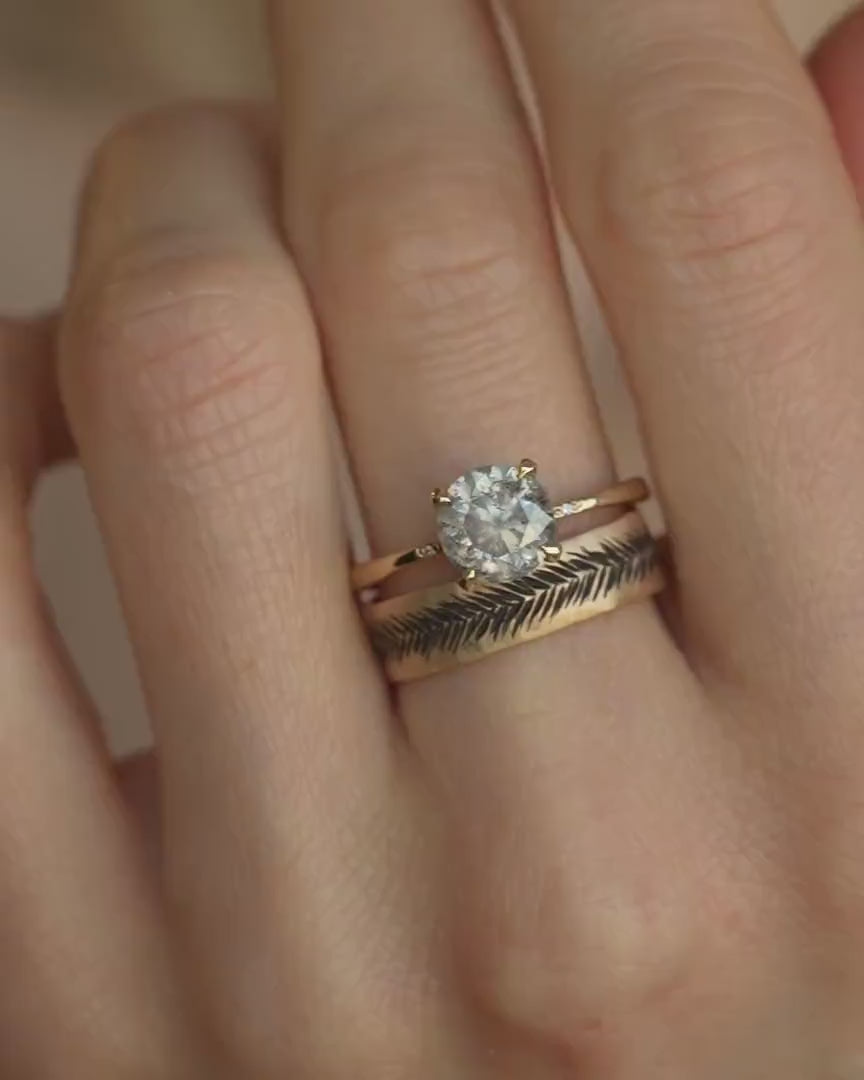 Round Brilliant Cut Diamond Ring