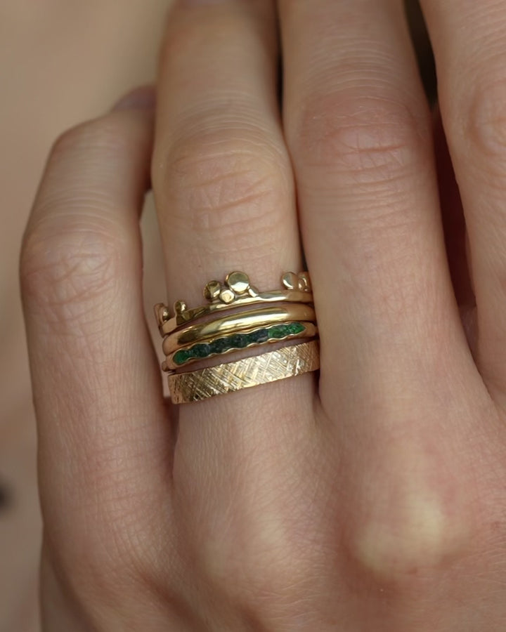 Slim Raw Emerald Band