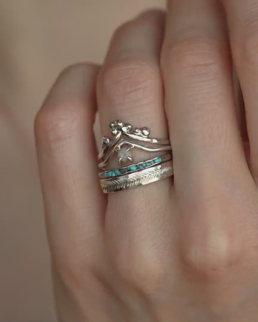 Raw Diamond Wave Ring