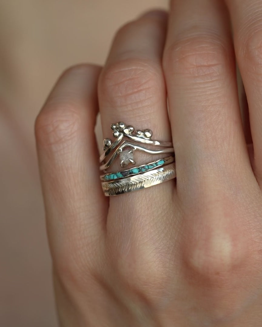 Raw Diamond Wave Ring