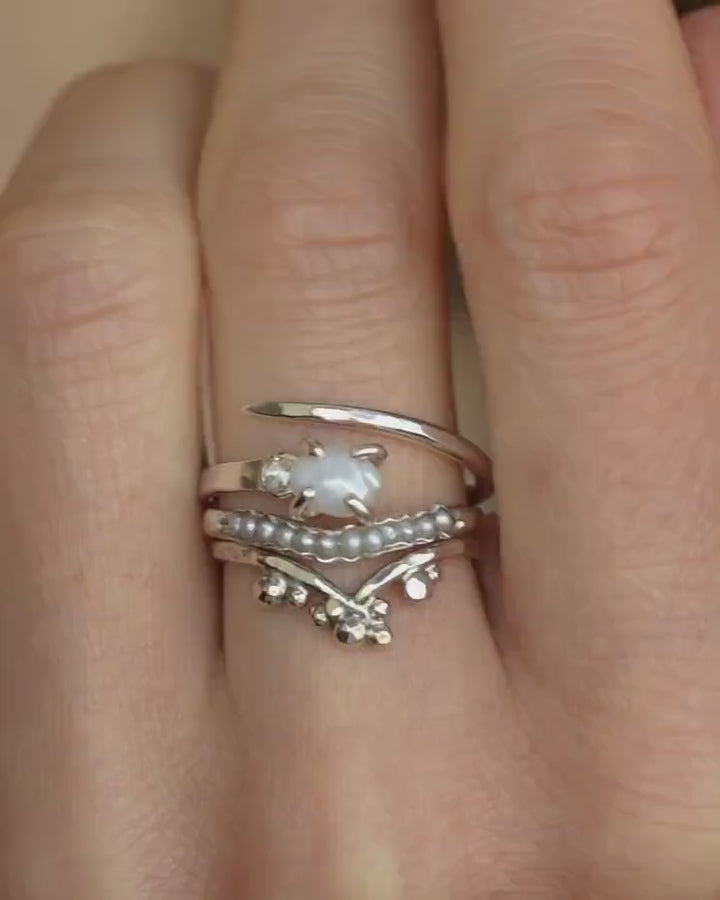 White Freshwater Pearl Wave Ring