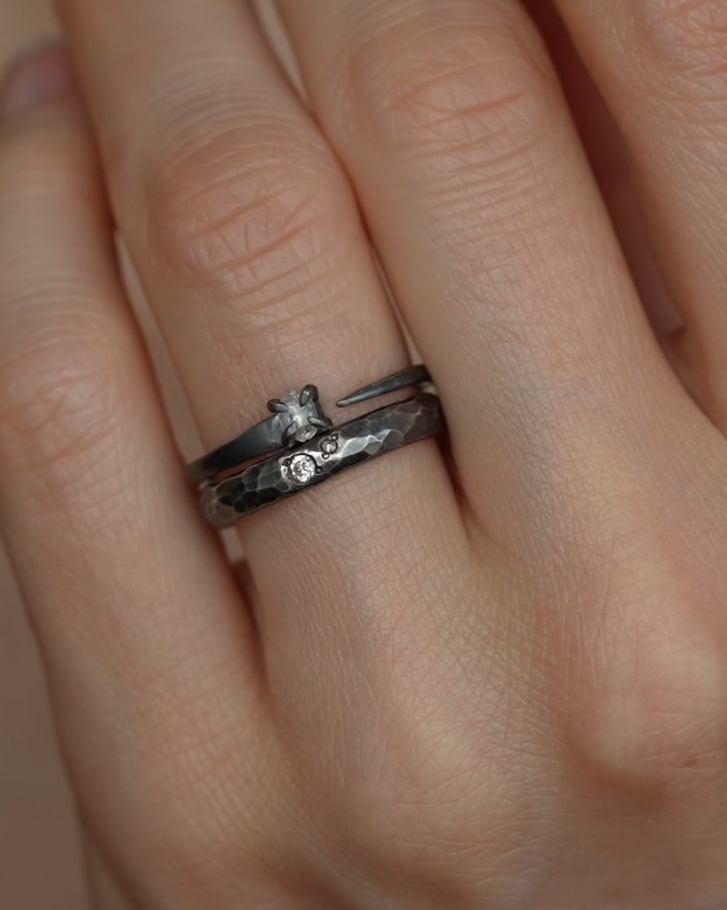 Hammer Textured Diamond Band