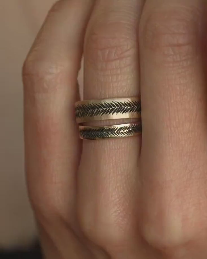 Textured Gold Feather Band Ring
