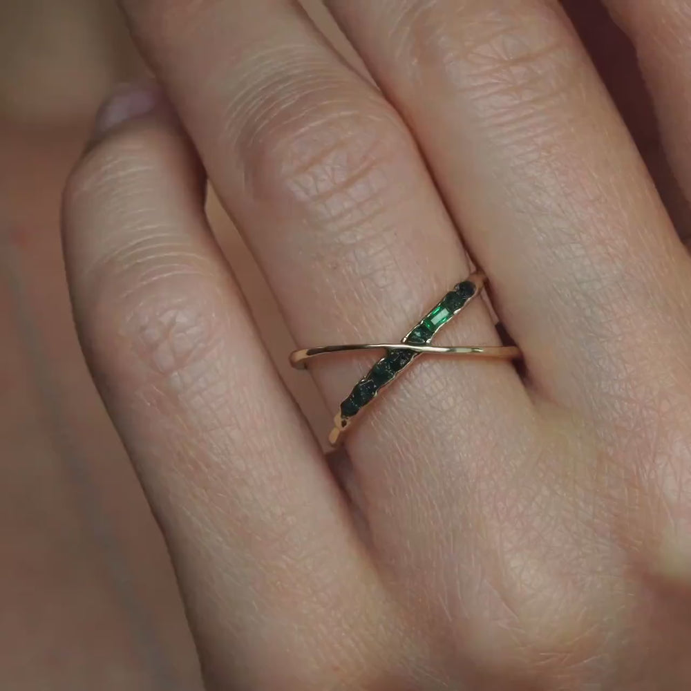 Raw Emerald X Ring